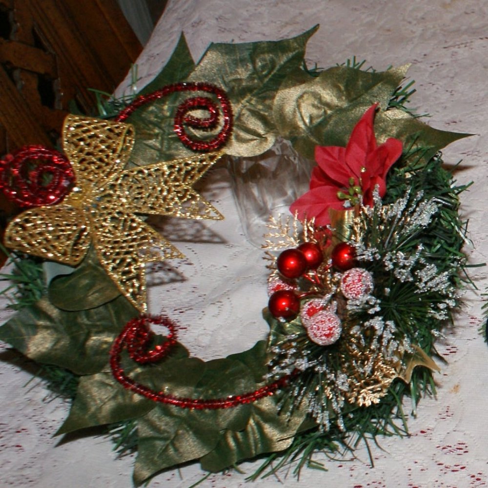 Medium Christmas Wreath